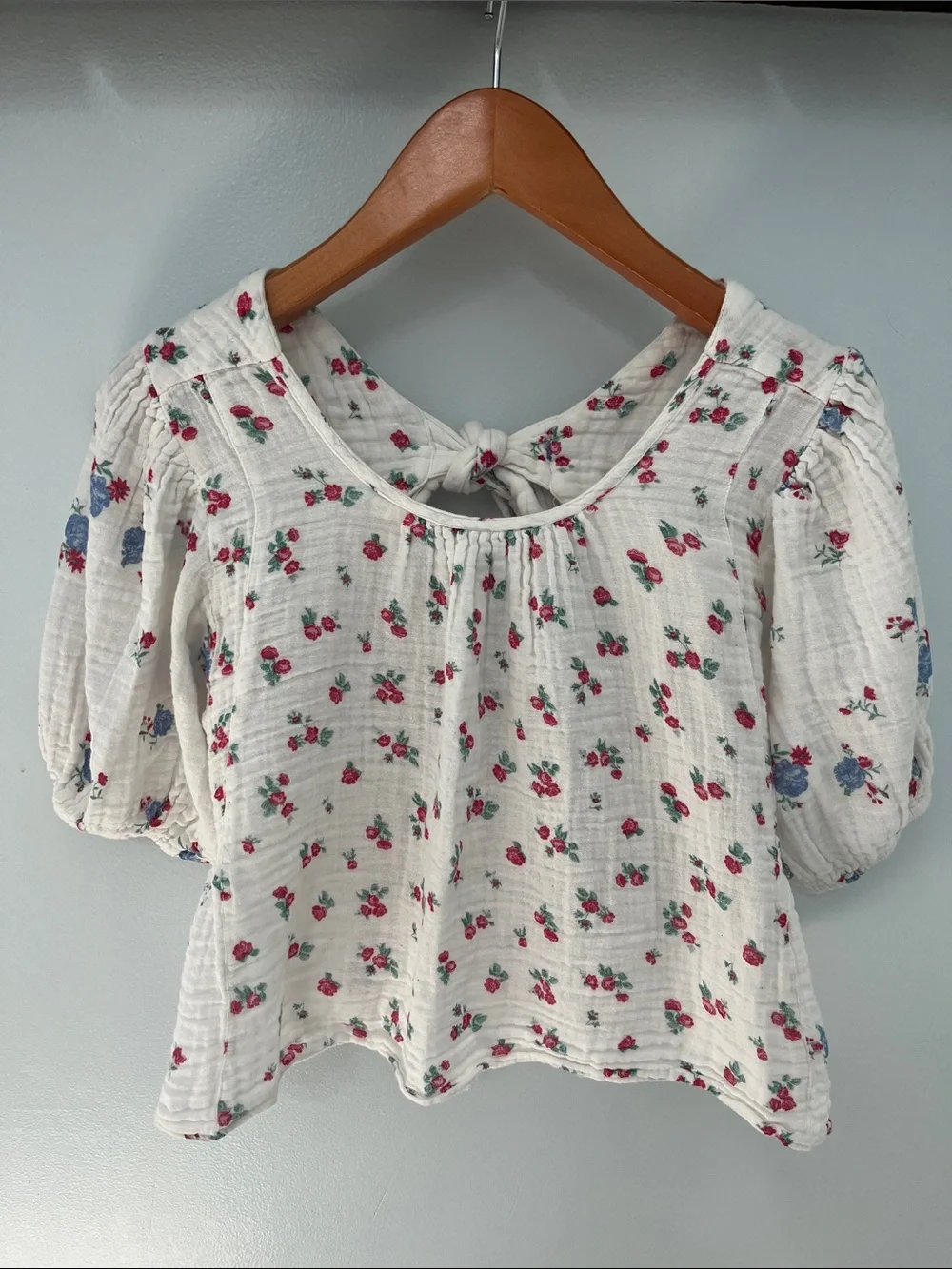 Free People White Floral Tie-Back Top with Red and Blue Flowers